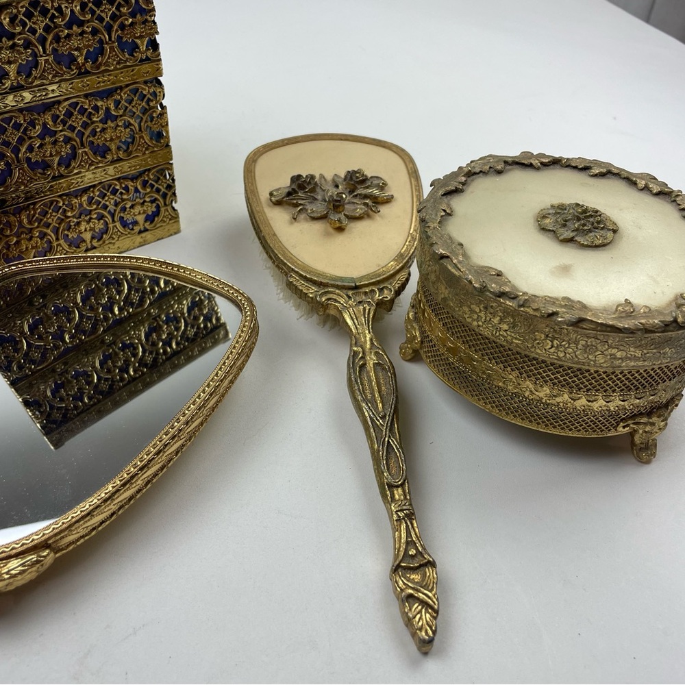 Vintage Filigree 6 Pc Vanity Set Hair Brush Hand Mirror & Perfume Tray Gold Tone - Picture 8 of 12